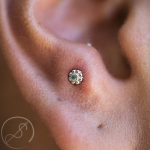 Piercing Tragus: La Guía Definitiva que necesitas - Tatuajes Geniales piercing anti tragus 1 - tragus