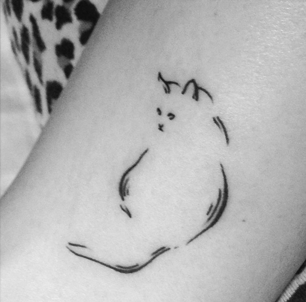 tatuaje de silueta gato felinos mascotas 4 - tatuajes de gatos