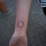 tatuaje sol para hombres 4 - tatuajes del sol