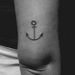 +67 Ideas para Tatuajes de Anclas y sus Significados - Tatuajes Geniales tatuajes anclas minimalistas 7 - tatuajes de anclas