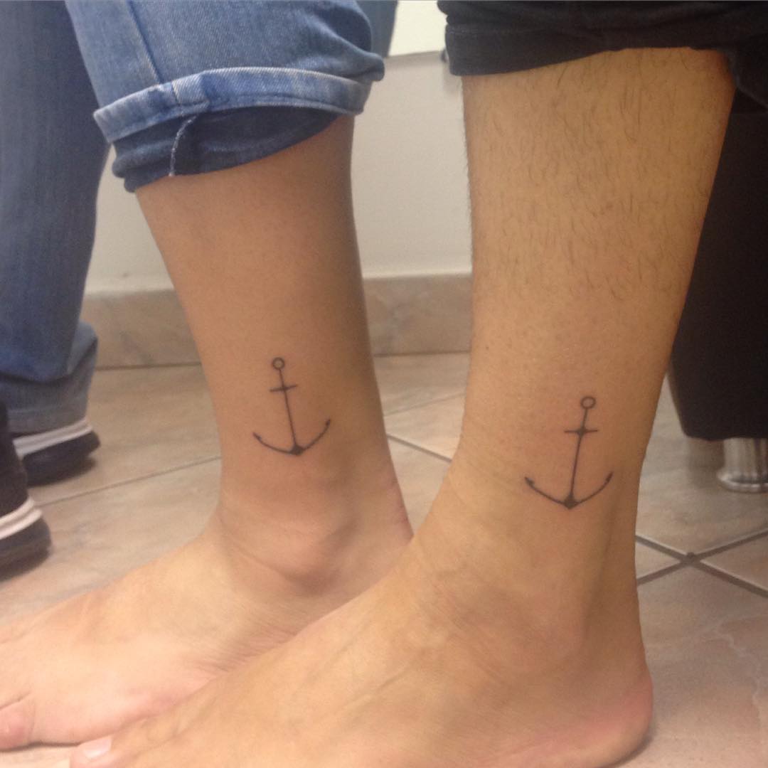 tatuajes anclas parejas 4 - tatuajes de anclas