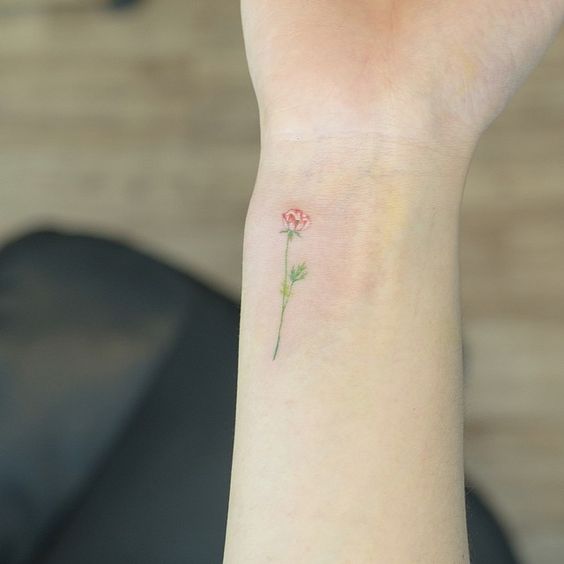tatuajes de rosas pequeñas 4 - tatuajes de rosas