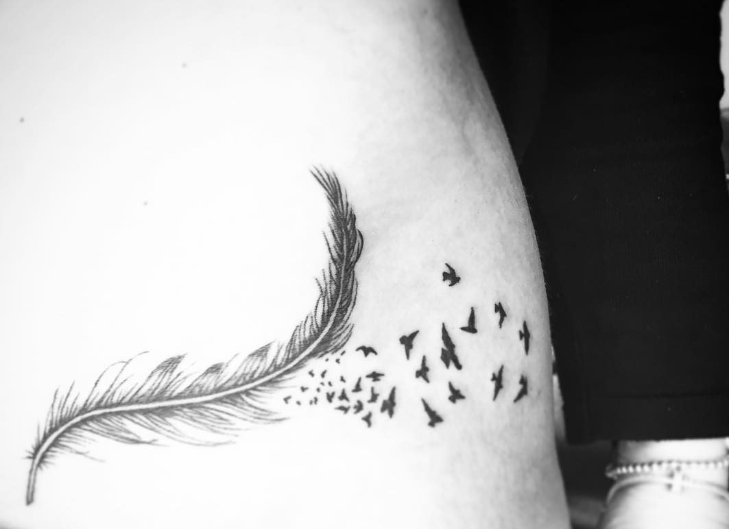 tatuajes en la caderas tatuajes intimos 7 e1486059760651 - tatuajes íntimos