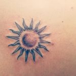 tatuajes sol color 4 - tatuajes del sol