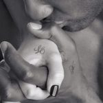 Los Tatuajes de Famosos que se robaron los titulares - Tatuajes Geniales tatuajes de famosos kardashian3 e1482187984737 - tatuajes de famosos