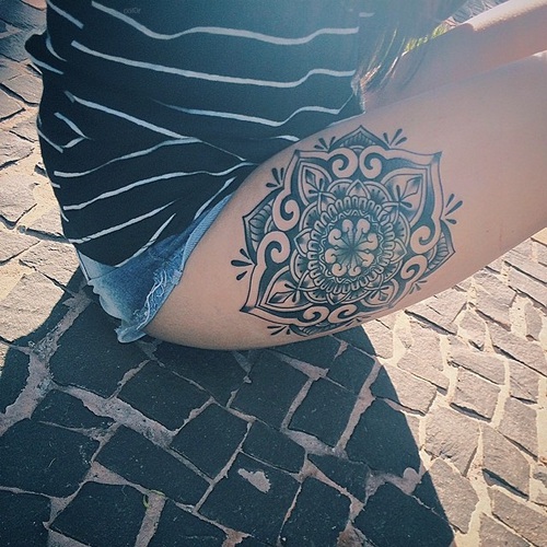 Featured image of post Tatuajes De Mandalas En La Pierna Mujer Signifciados de los tatuajes de mandalas