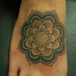 + 84 Ideas para Tatuajes de Mándalas y Diseños TOP - Tatuajes Geniales tatuajes mandalas pie 2 - tatuajes de mándalas
