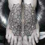 + 84 Ideas para Tatuajes de Mándalas y Diseños TOP - Tatuajes Geniales tatuajes mandalas pie 6 - tatuajes de mándalas
