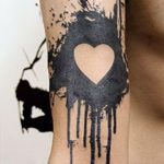 85 Tatuajes de Corazones originales y sus significados - Tatuajes Geniales tattoo corazon para hombres 4 - tatuajes de corazones