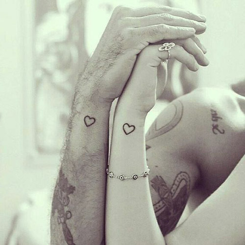 tattoo parejas corazones 3 - tatuajes para hombres
