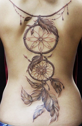 tatuajes atrapasueños espalda 5 - atrapasueños