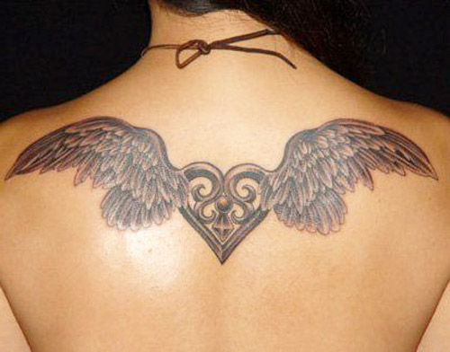 tatuajes corazones alas 3 - tatuajes de corazones