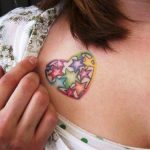 85 Tatuajes de Corazones originales y sus significados - Tatuajes Geniales tatuajes corazones estrellas 2 - tatuajes de corazones