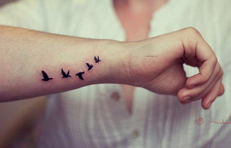 tatuajes palomas pequeños - tatuajes de palomas