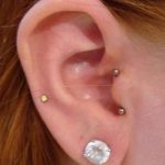 Piercing Tragus: La Guía Definitiva que necesitas - Tatuajes Geniales piercing tragus vertical 2 - tragus