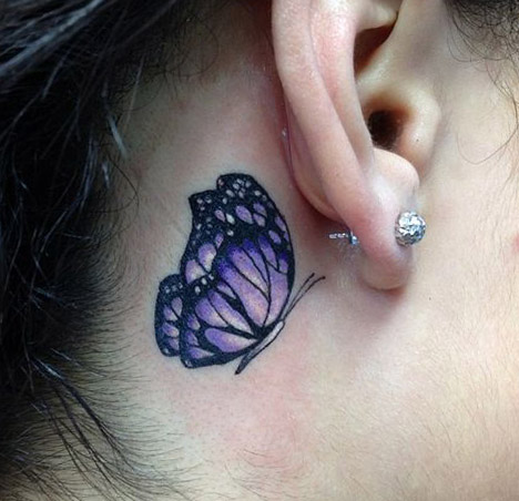 tattoo mariposa cuello flores 3 - tatuajes de mariposas