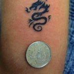 50 Tatuajes de Dragones y sus Significados tatuajes dragones pequeños 3 150x150