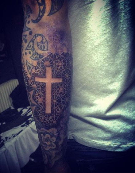 tatuajes en el brazo 3 - cruces
