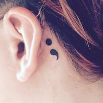 tatuajes punto coma significado 12 - Tatuaje de Punto y Coma
