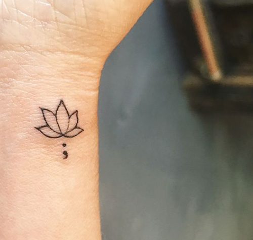 tatuajes punto coma significado 6 - Tatuaje de Punto y Coma