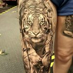 65 Tatuajes de Tigres y sus Significados - Tatuajes Geniales tatuajes tigres en la pierna rodilla tobillos 4 - tigres
