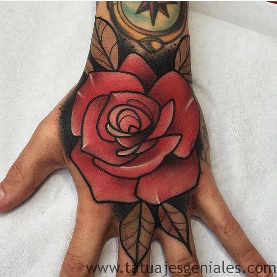 tattoo rosas mano 4 - tatuajes de rosas