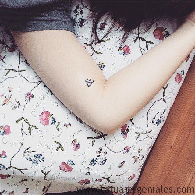 Ampersand - tatuajes pequeños