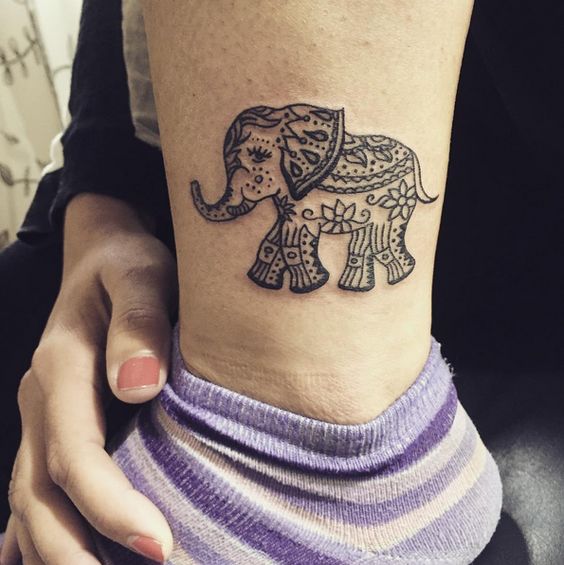 elefantes de mujeres 5 - tatuajes de elefantes