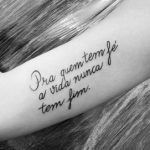 +40 Ideas de Tipografías y Letras para Tatuajes (Decoraciones) - Tatuajes Geniales letras cursivas 8 305x271 -