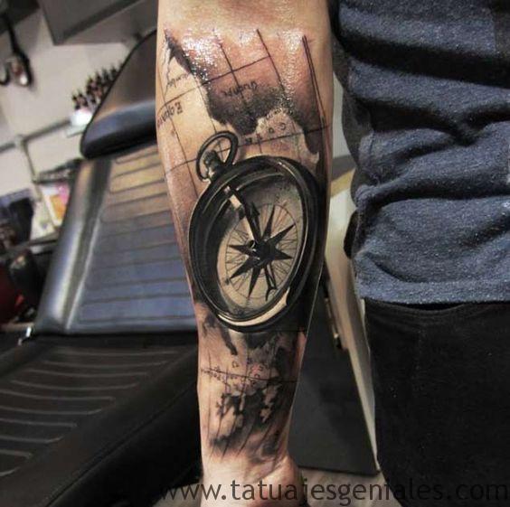 tattoo estrella nautica brazo 3 -