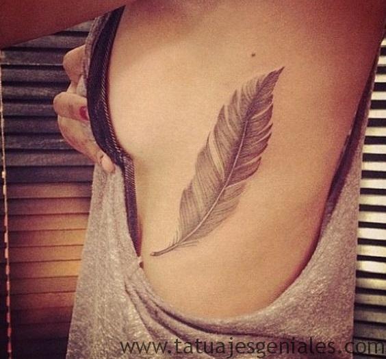 tattoo plumas costillas 3 -