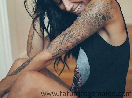 tatuajes brazo mujeres 7 - Tatuajes de sol y luna