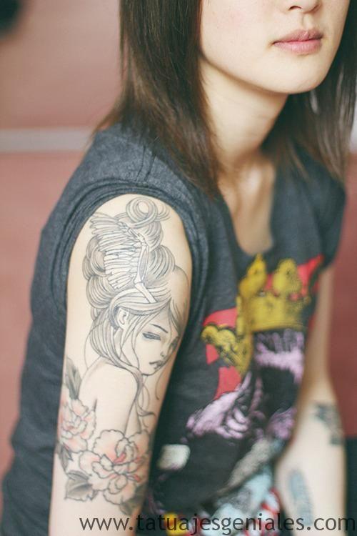 tatuajes brazo mujeres 9 - Tatuajes de sol y luna