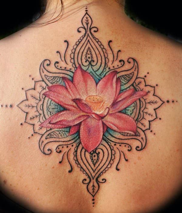 tatuajes de flores en la espalda 2 -