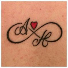 tatuajes de infinito con iniciales 1 - tatuajes de infinito