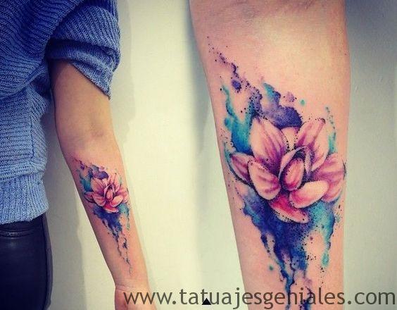 Tatuajes Flor de Loto en hombres