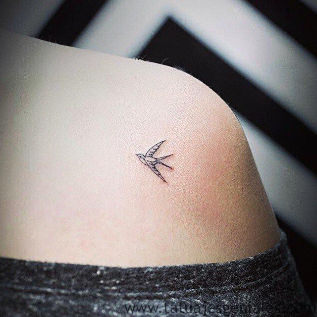 tatuajes pequeños mujer 21 - tatuajes pequeños