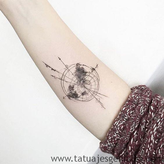 tatuajes rosa nautica mujer 3 -