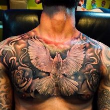 pecho y brazo 7 - tatuajes para hombres