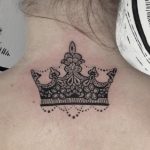 portada tattoo coronas 1 - tatuajes de plumas