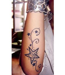 tatuajes de estrellas para mujeres (7)