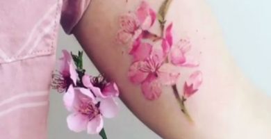 62 Ideas para Tatuajes de Flor de Cerezo o flor de Sakura - Tatuajes Geniales japones 2 -