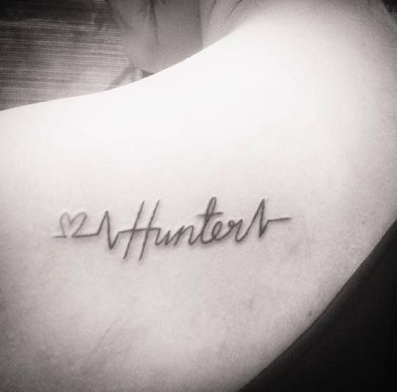 linea de vida con nombre 10 - Tatuajes de linea de la vida