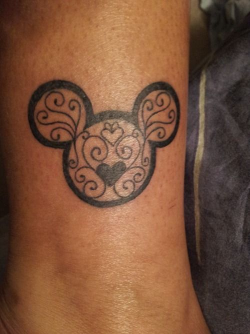 para hombres 2 1 - Tatuajes de mickey mouse y disney