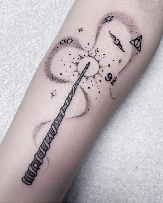 40 Originales Tatuajes de Harry Potter que todo fan quiere tener - Tatuajes Geniales para mujeres 1 2 - Tatuajes de Harry Potter