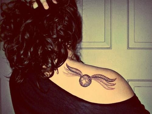 40 Originales Tatuajes de Harry Potter que todo fan quiere tener - Tatuajes Geniales para mujeres 5 2 - Tatuajes de Harry Potter