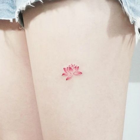 pequeños 6 - Tatuajes de flores de lis