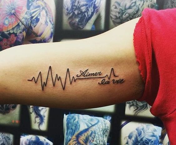 pulso cardiaco brazo 2 - Tatuajes de linea de la vida