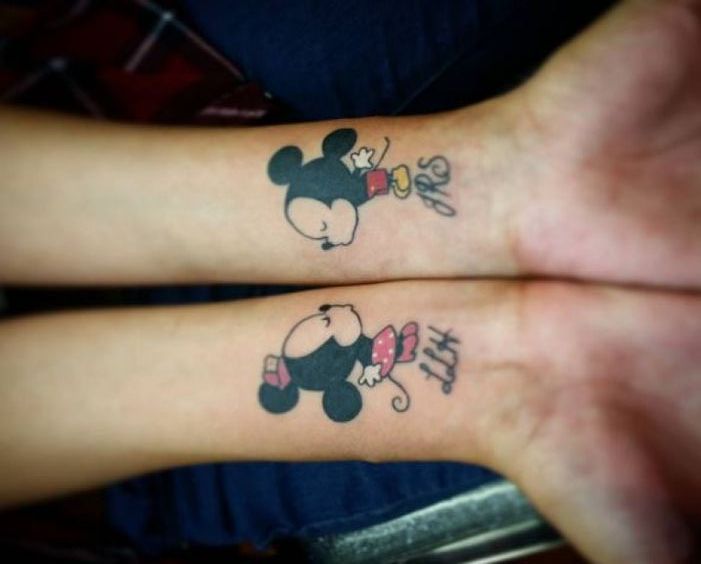 tatuajes de miki en la muñeca 1 - Tatuajes de mickey mouse y disney