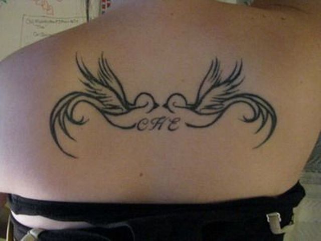 alas con nombres 2 - Tatuajes de alas
